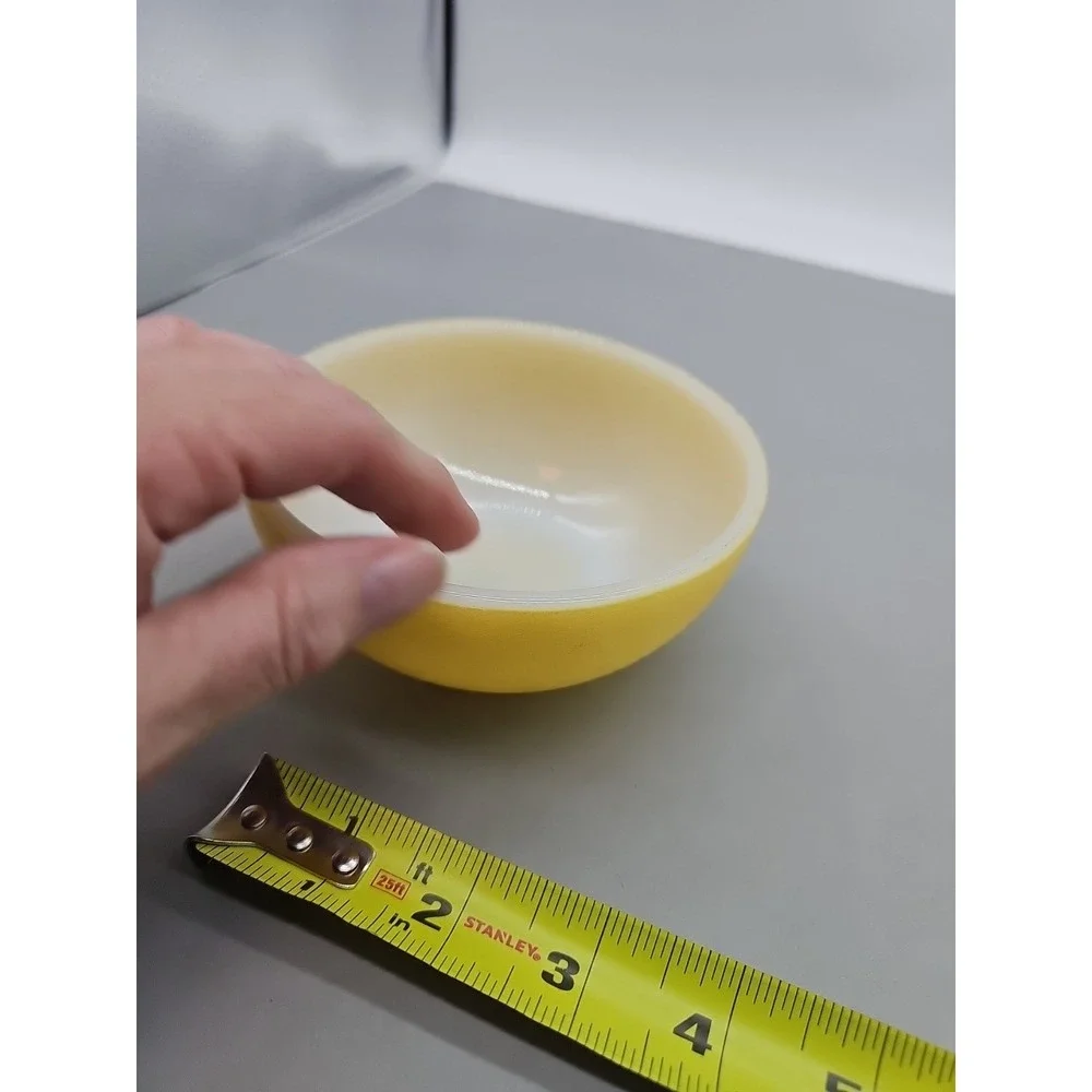 Vintage Anchor Hocking Fire King Ware Yellow Mixing Nesting Bowl 5